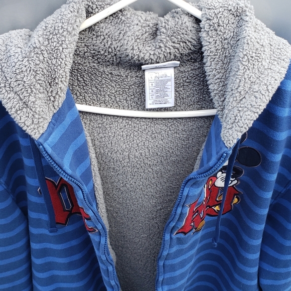 Mickey OG Walt Disney zip up hoodie - Picture 2 of 5